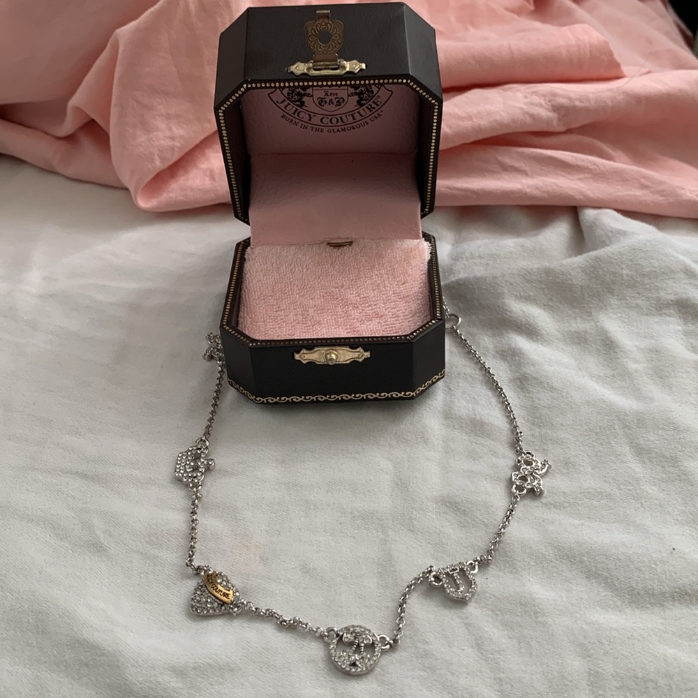 Juicy couture charm silver necklace with box